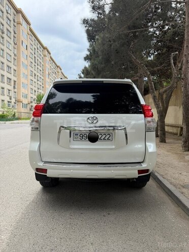 Toyota Land Cruiser Prado-2
