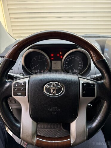 Toyota Land Cruiser Prado-14