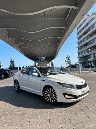 Kia Optima-2