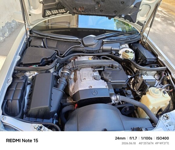 Mercedes E 230-9
