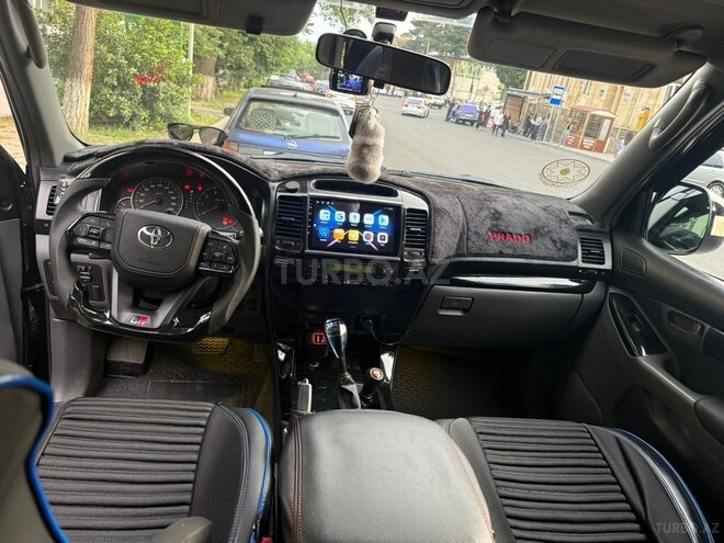 Toyota Land Cruiser Prado-13