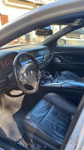 BMW M5-10