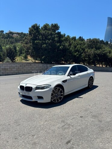 BMW M5-2