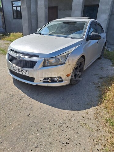 Chevrolet Cruze-16