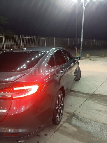 Ford Fusion (North America)-2