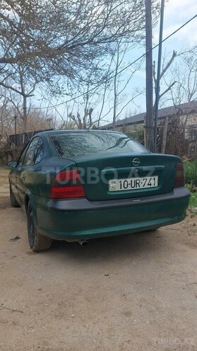 Opel Vectra-6