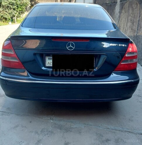Mercedes E 240-2