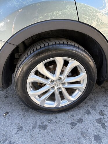 Mazda CX-9-10