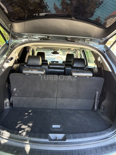 Mazda CX-9-3
