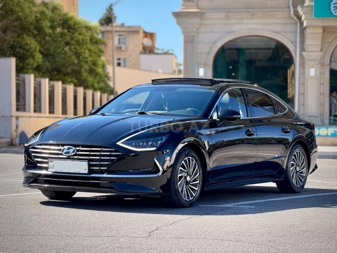 Hyundai Sonata-4