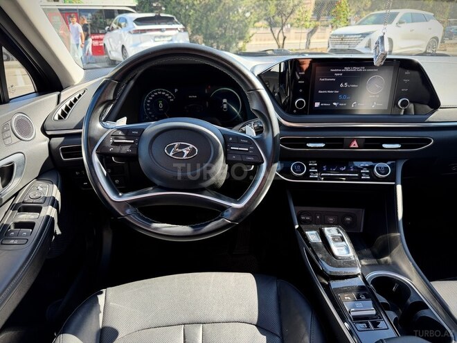 Hyundai Sonata-9