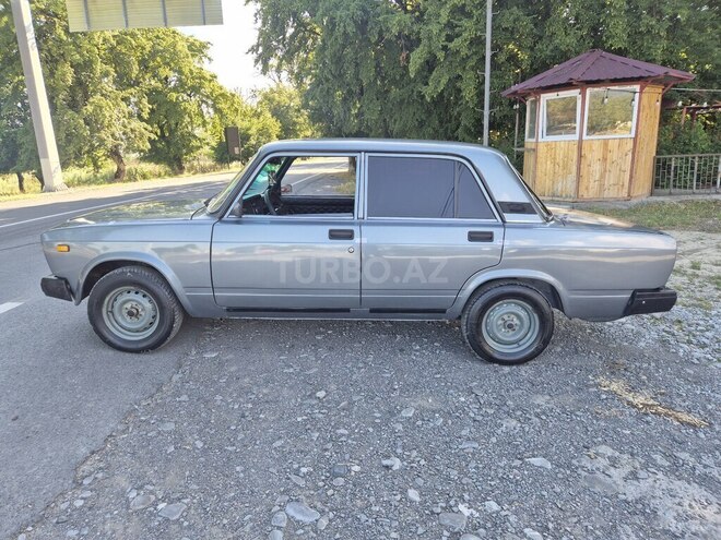 LADA (VAZ) 2107-5