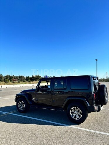 Jeep Wrangler-9