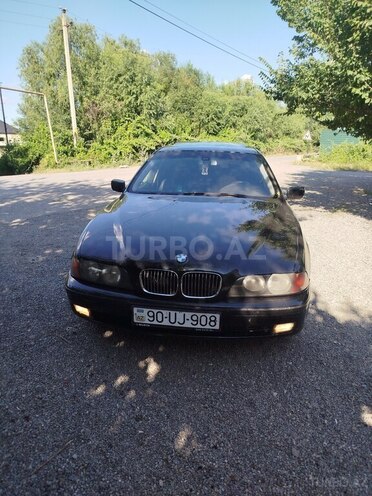 BMW 520-2