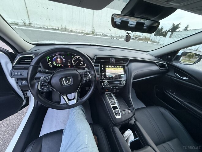 Honda Insight-8