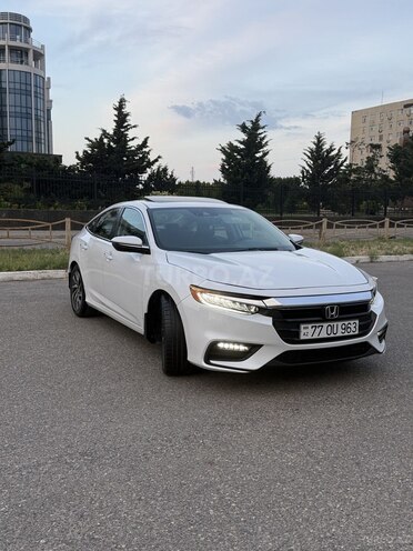 Honda Insight-3