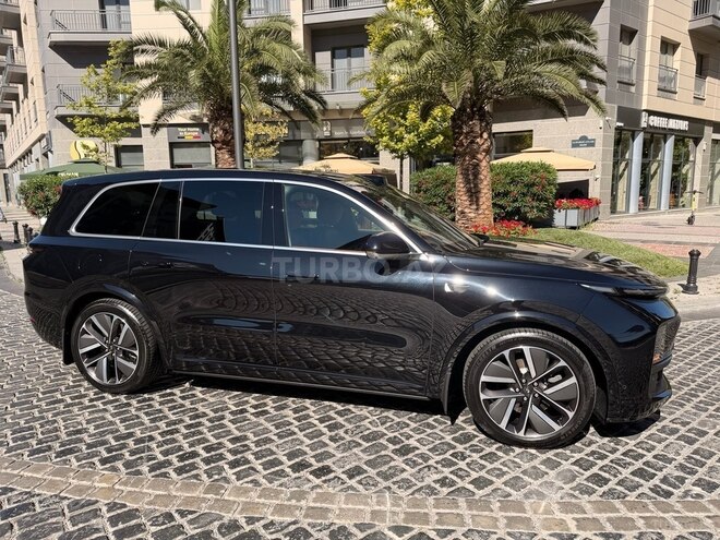 Li Auto L9-7
