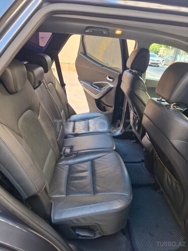 Hyundai Santa Fe-8