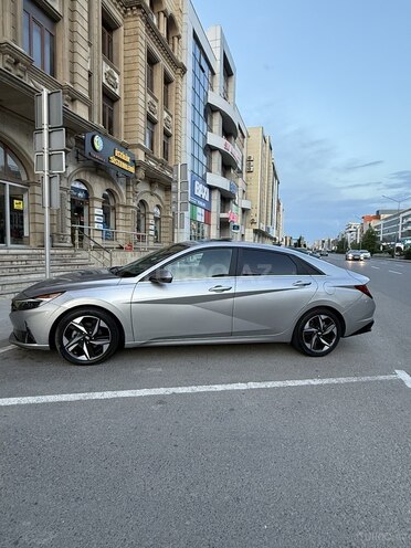 Hyundai Elantra-5