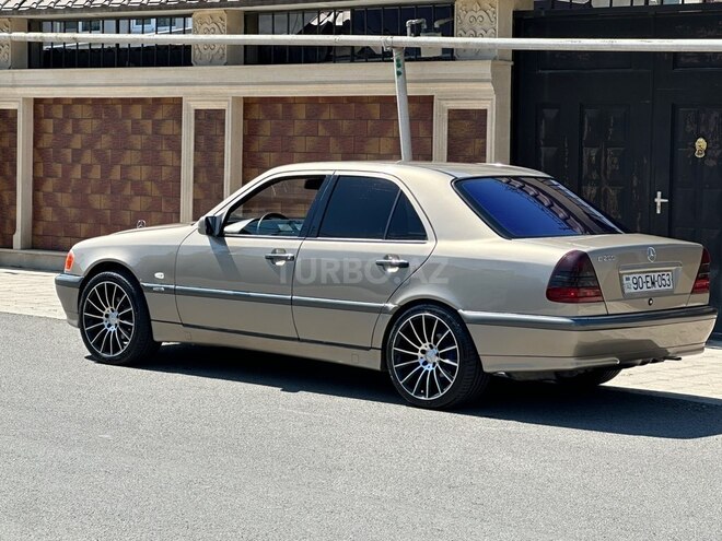 Mercedes C 200-5