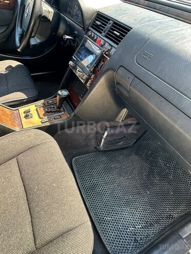 Mercedes C 200-12