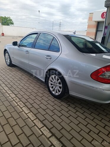 Mercedes E 220-4