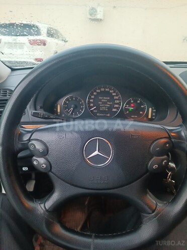 Mercedes E 220-9