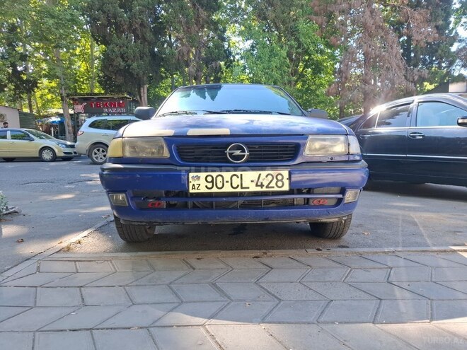 Opel Astra-3