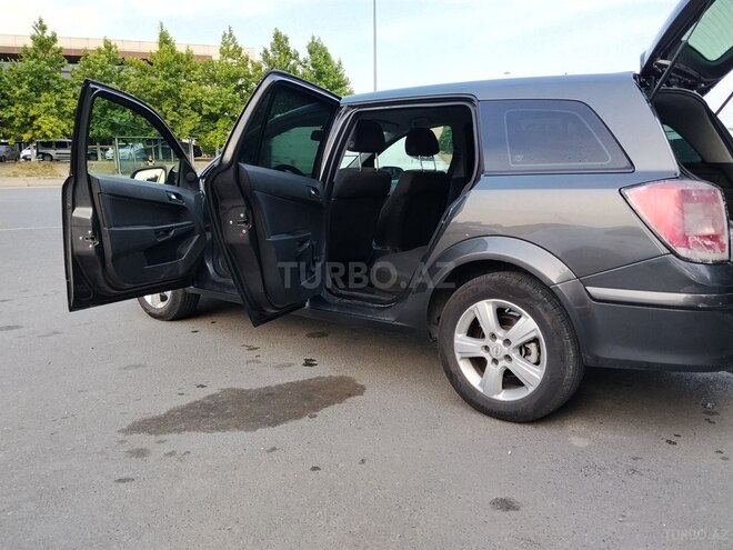 Opel Astra-10