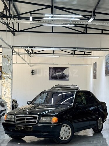Mercedes C 230-1