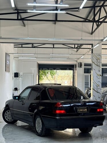 Mercedes C 230-9