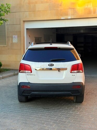 Kia Sorento-21