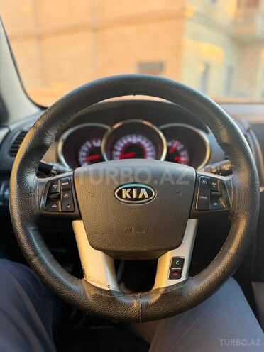 Kia Sorento-16
