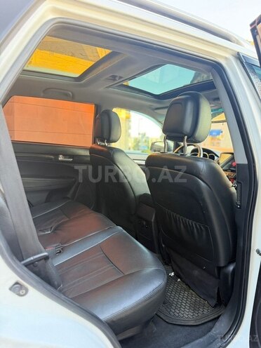 Kia Sorento-9