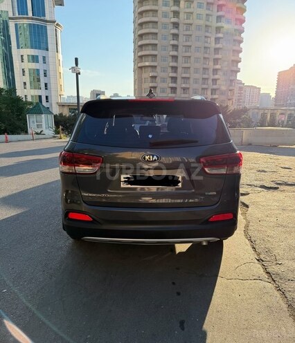 Kia Sorento-2