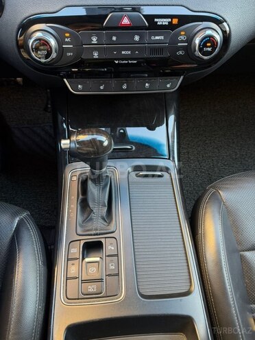 Kia Sorento-9