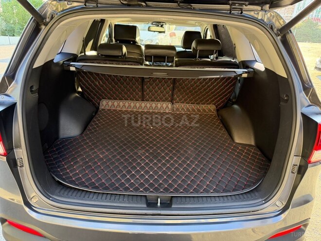 Kia Sorento-13