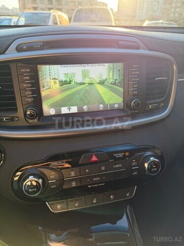 Kia Sorento-14