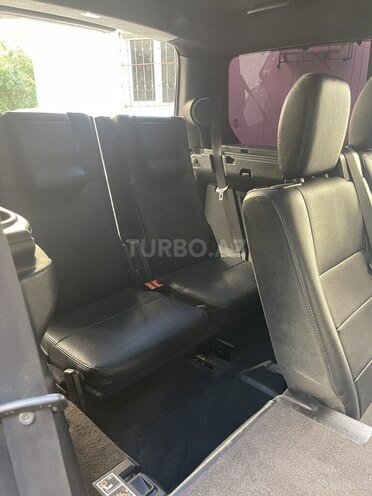 Land Rover Discovery-16