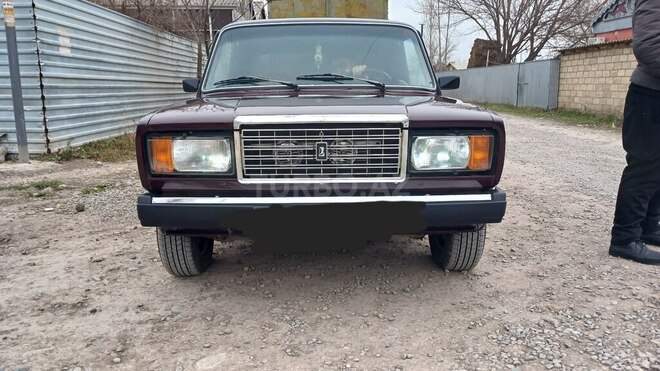LADA (VAZ) 2107-1