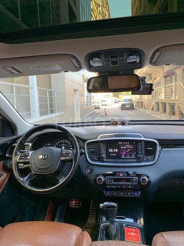 Kia Sorento-3