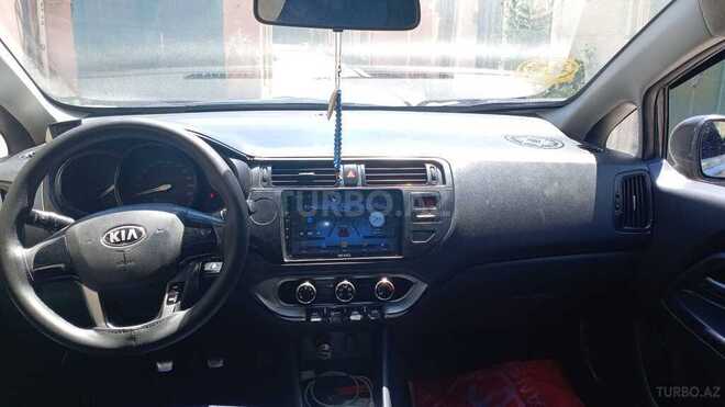 Kia Rio-3