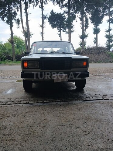 LADA (VAZ) 2107-1