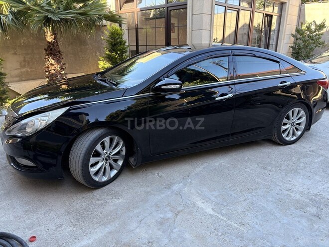 Hyundai Sonata-10