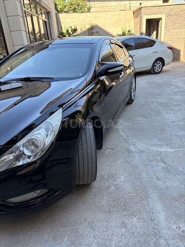 Hyundai Sonata-14
