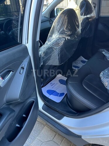 Hyundai Tucson-11