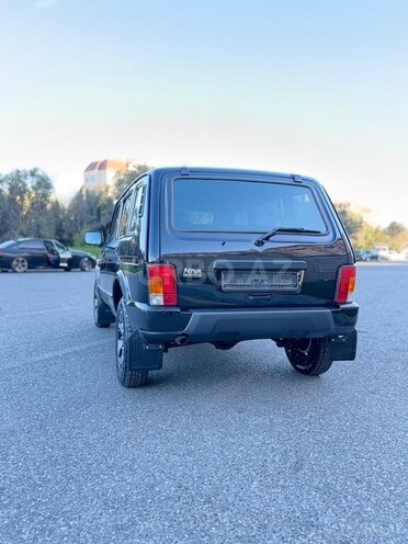 LADA (VAZ) Niva-4