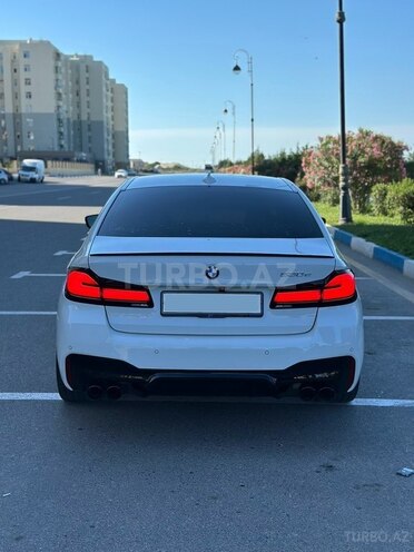 BMW 530e-2