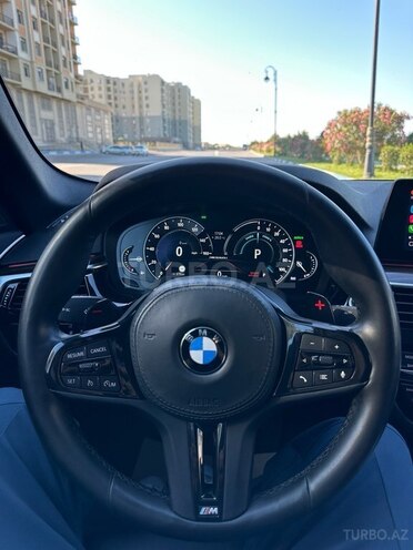 BMW 530e-7