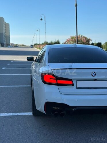 BMW 530e-3
